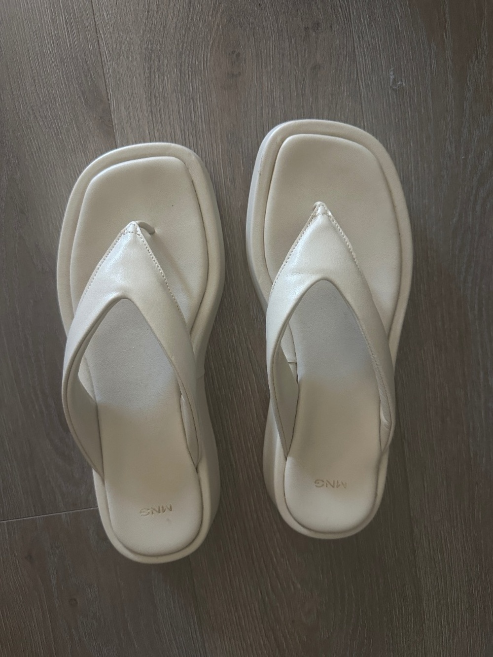 Mango Sandals